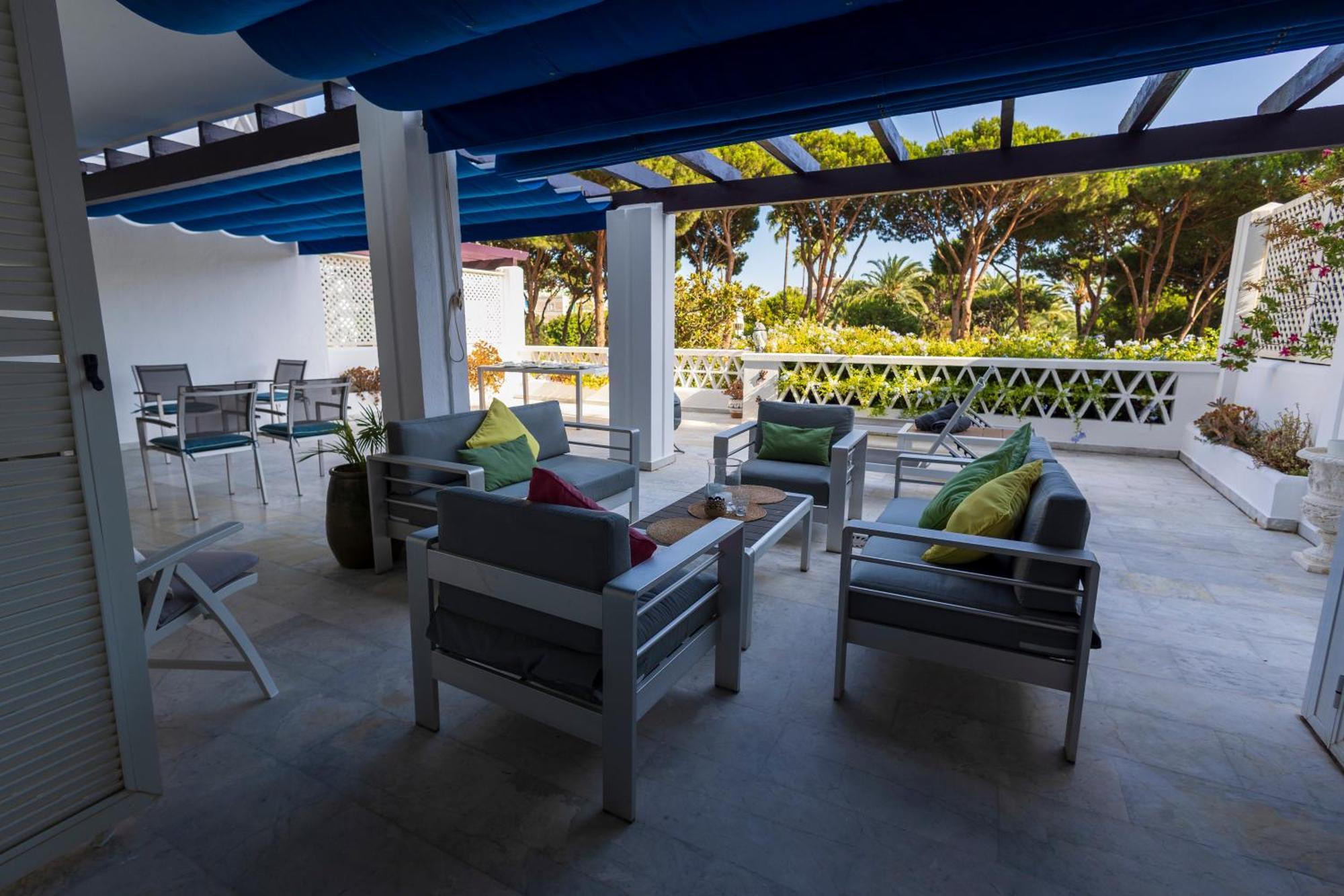 Beachfront Luxury Appartment, Playas Del Duque, Puerto Banus, Marbellac